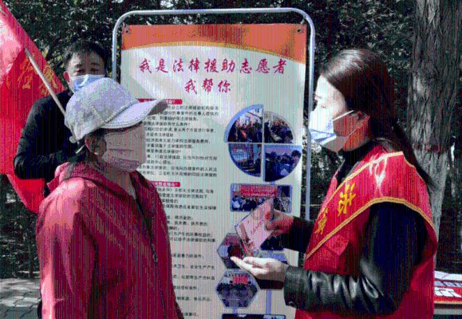 孩子上课注意力不集中走神怎么办？孩子为什么上课注意力不集中？游戏画面